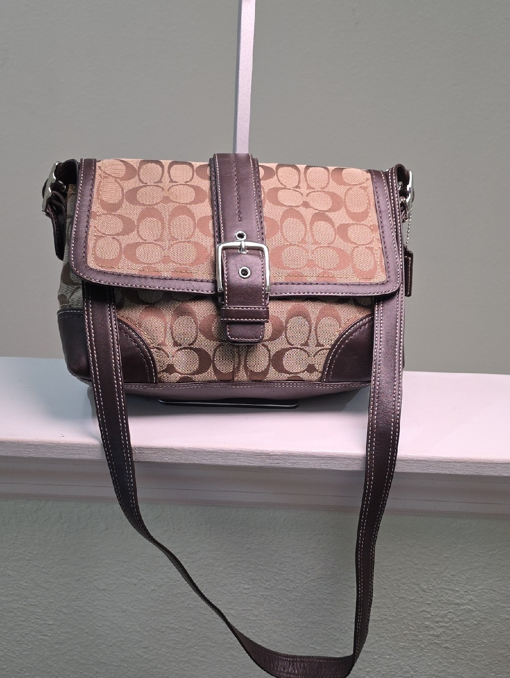 COACH F12641 Hamptons Signature Jacquard Flap Shoulder/Crossbody Bag EUC
